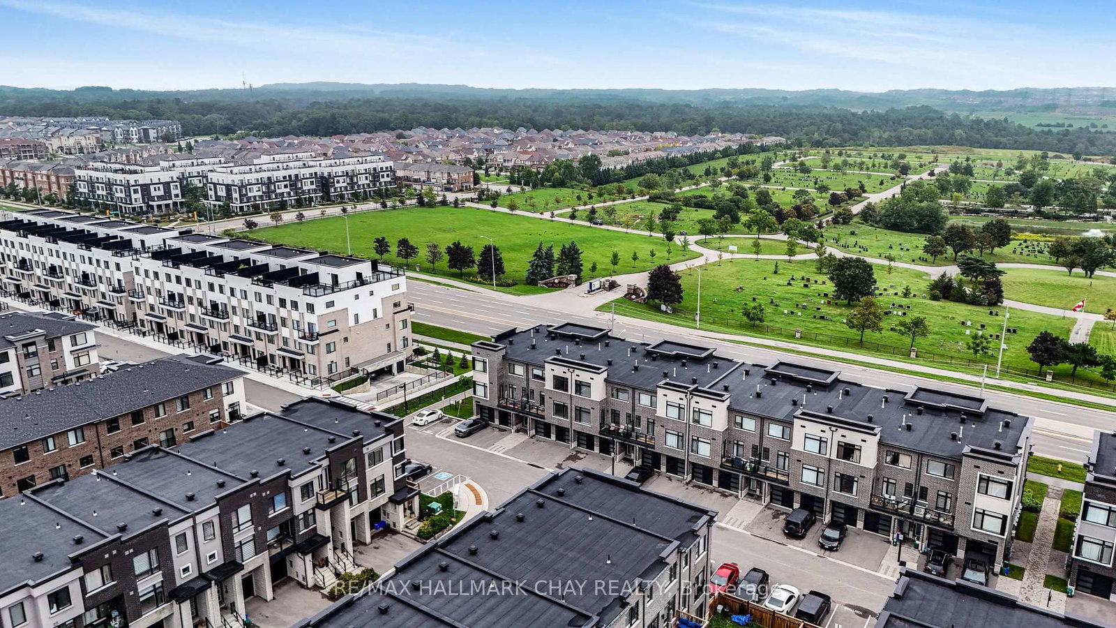 2526 Castlegate Crossing • Pickering, ON photo 38