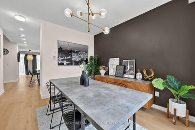 2526 Castlegate Crossing • Pickering, ON photo 5