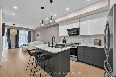 2526 Castlegate Crossing • Pickering, ON photo 6