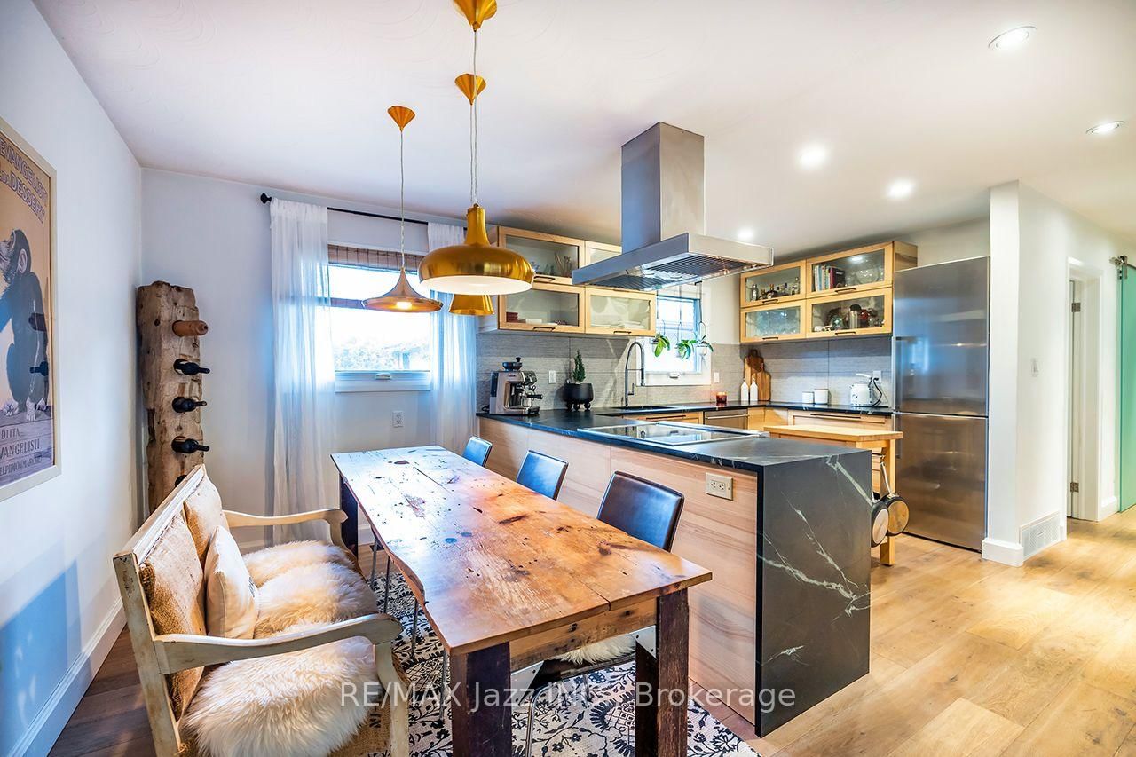 1085 Willowdale Avenue • Oshawa, ON photo 12