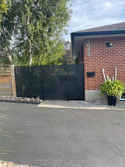 1085 Willowdale Avenue • Oshawa, ON photo 4