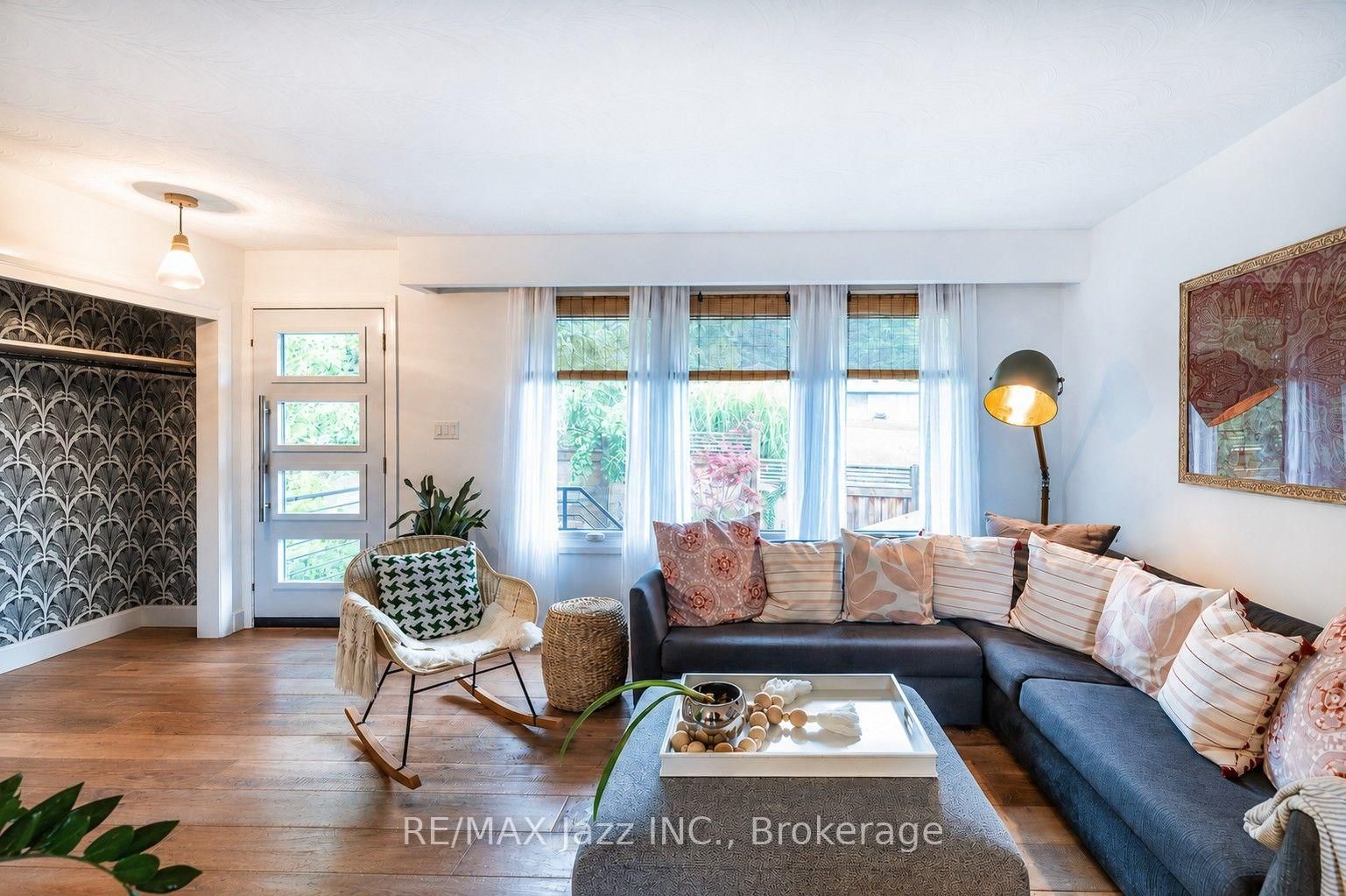 1085 Willowdale Avenue • Oshawa, ON photo 8