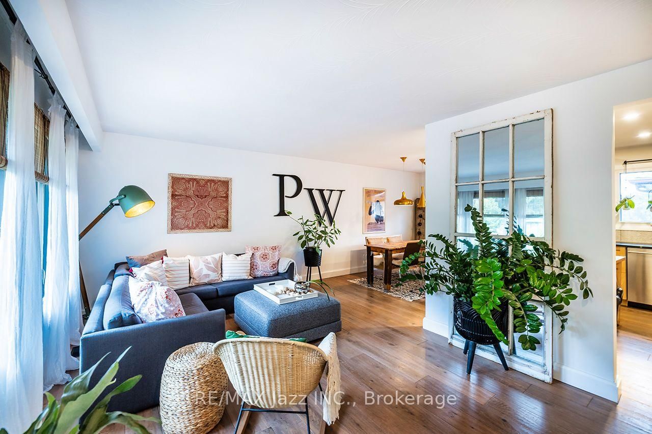 1085 Willowdale Avenue • Oshawa, ON photo 9