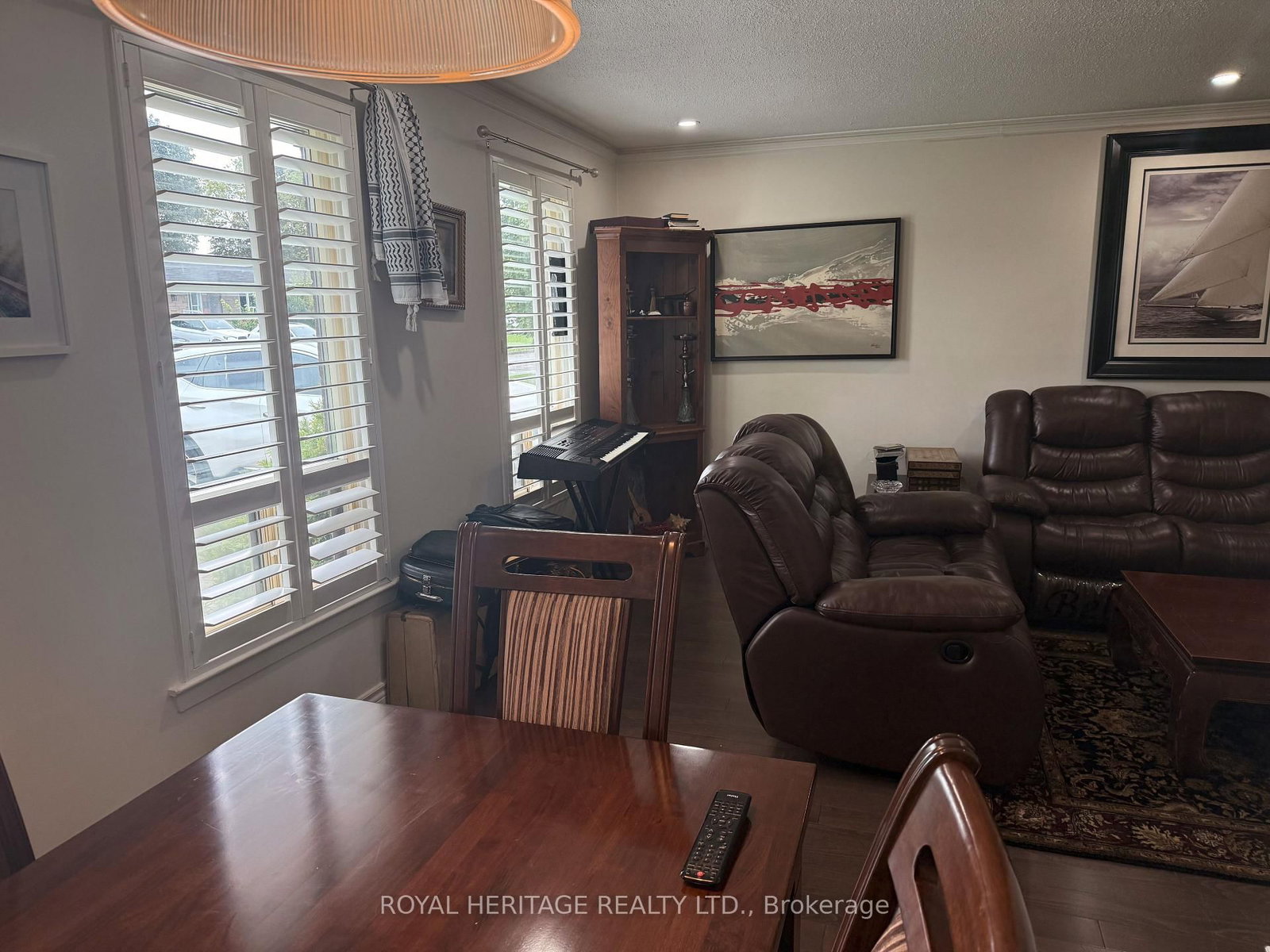 1402 Fordon Avenue • Pickering, ON photo 3
