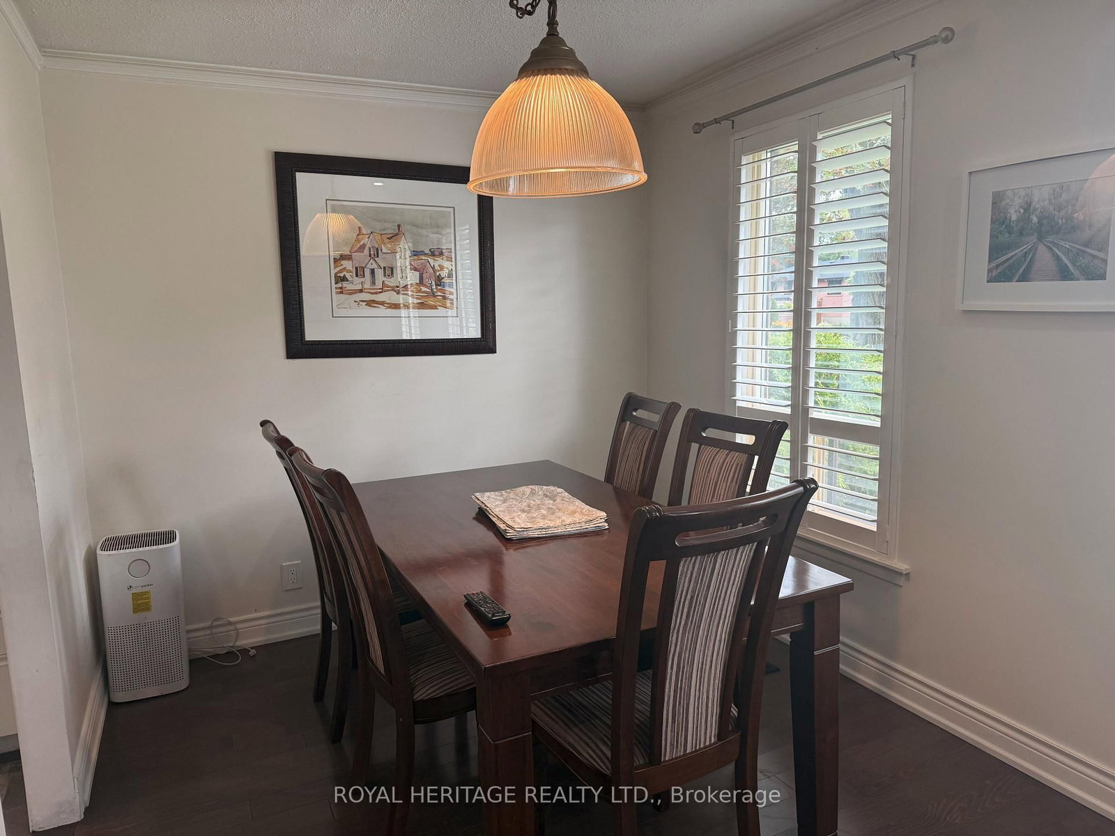 1402 Fordon Avenue • Pickering, ON photo 4
