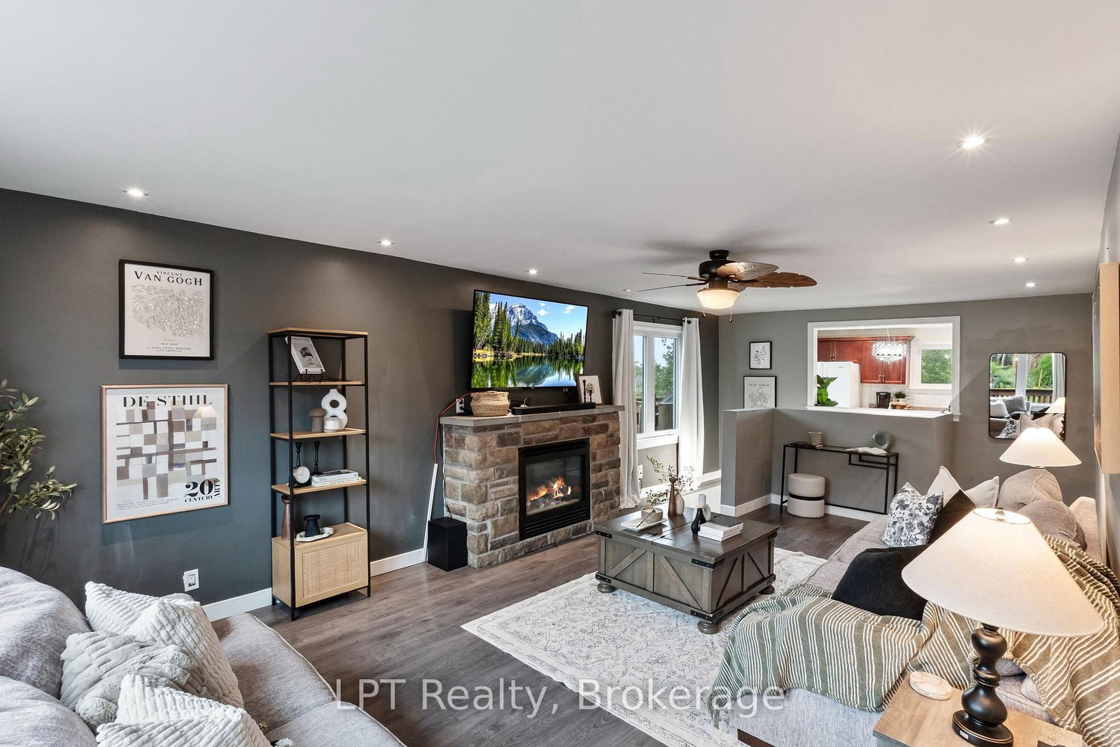 9 Lakeview Avenue • Scugog, ON photo 10