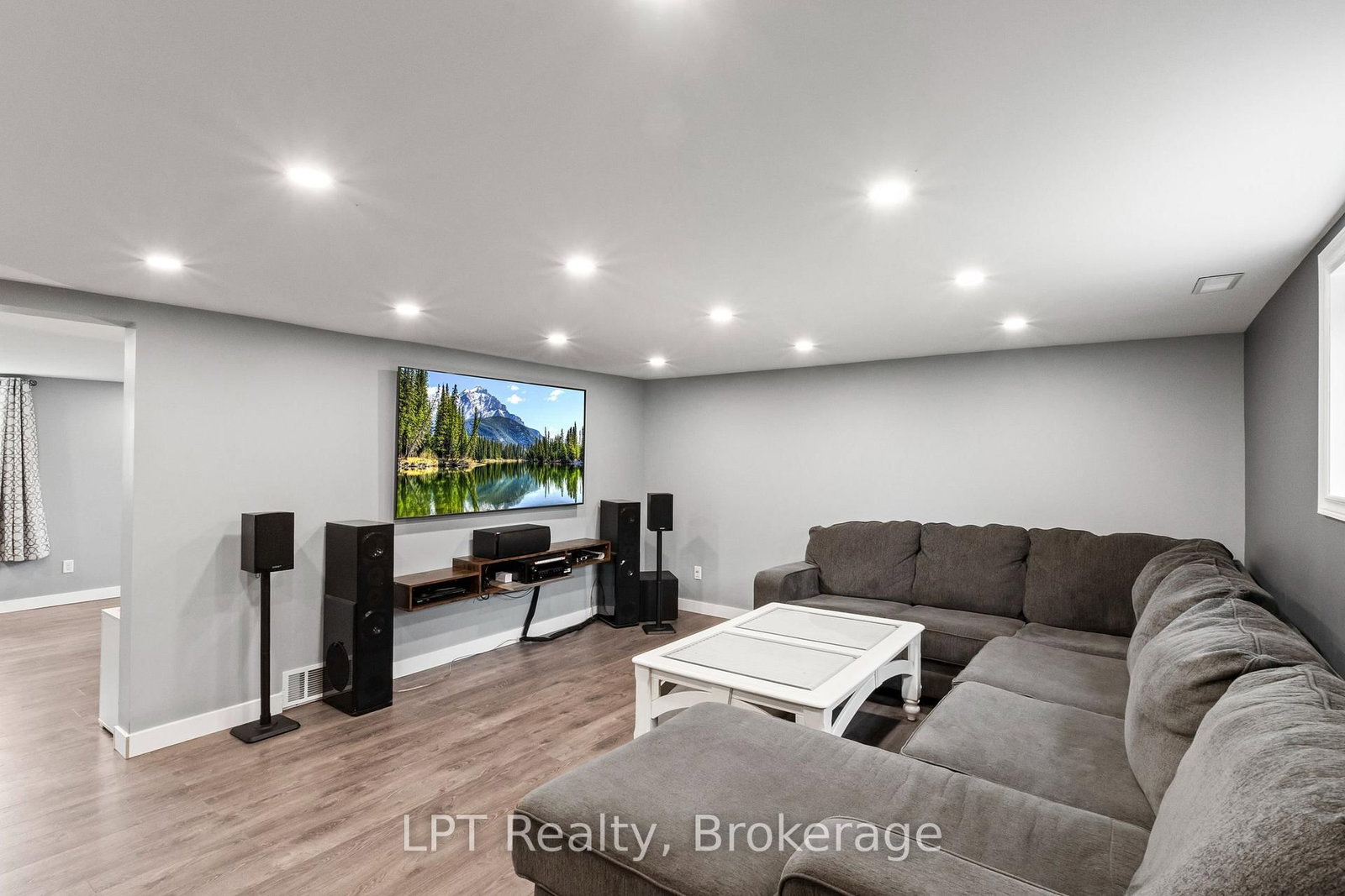 9 Lakeview Avenue • Scugog, ON photo 26