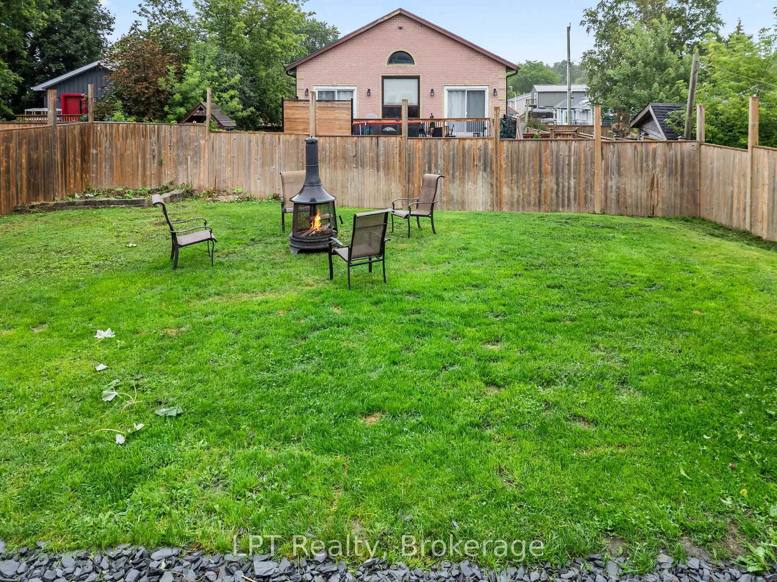 9 Lakeview Avenue • Scugog, ON photo 35
