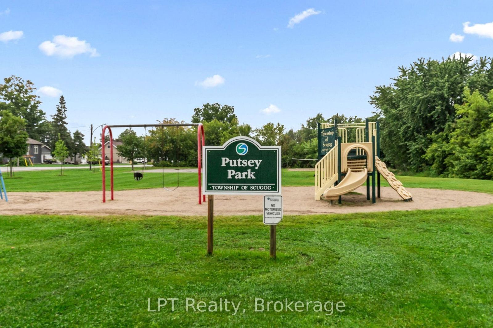 9 Lakeview Avenue • Scugog, ON photo 44