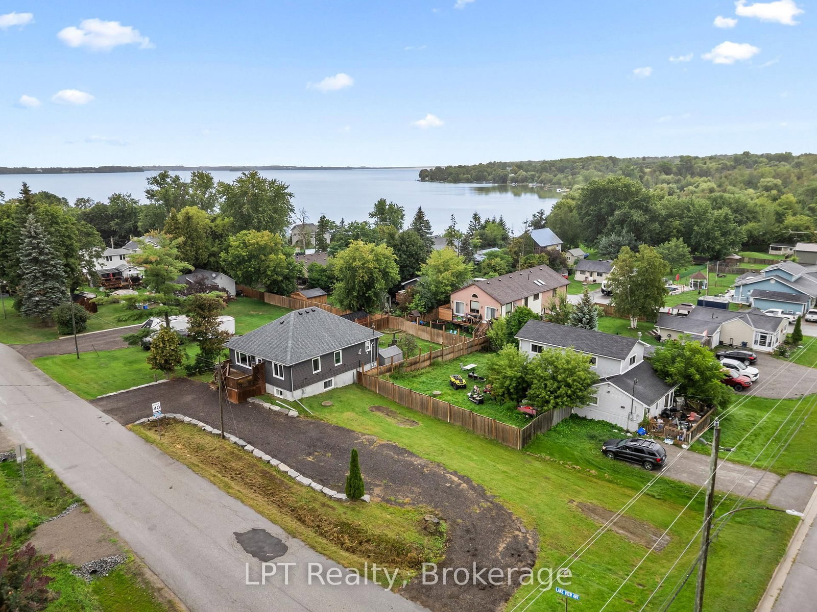 9 Lakeview Avenue • Scugog, ON photo 6
