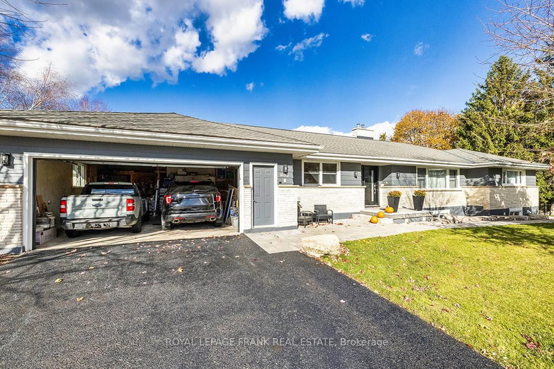 1695 Scugog Street