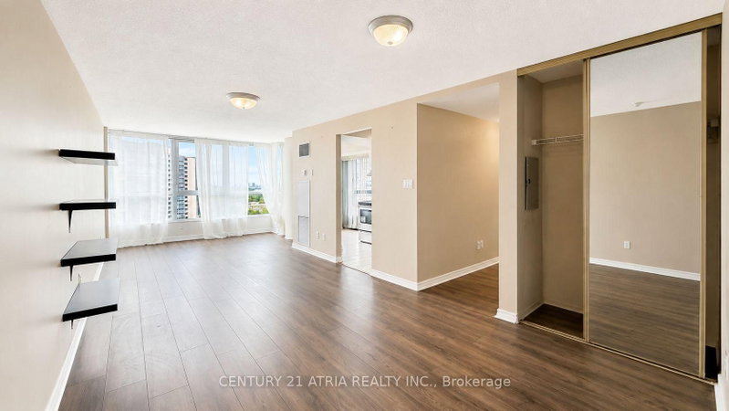 1213 - 3233 Eglinton Avenue E