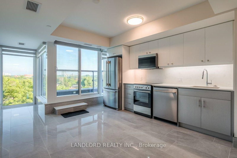 704 - 2 Manderley Drive