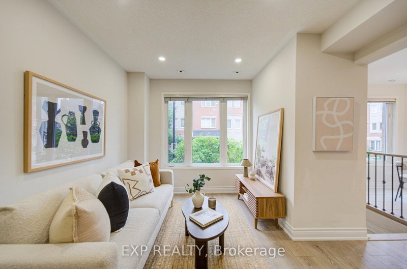 602 - 19 Rosebank Drive W