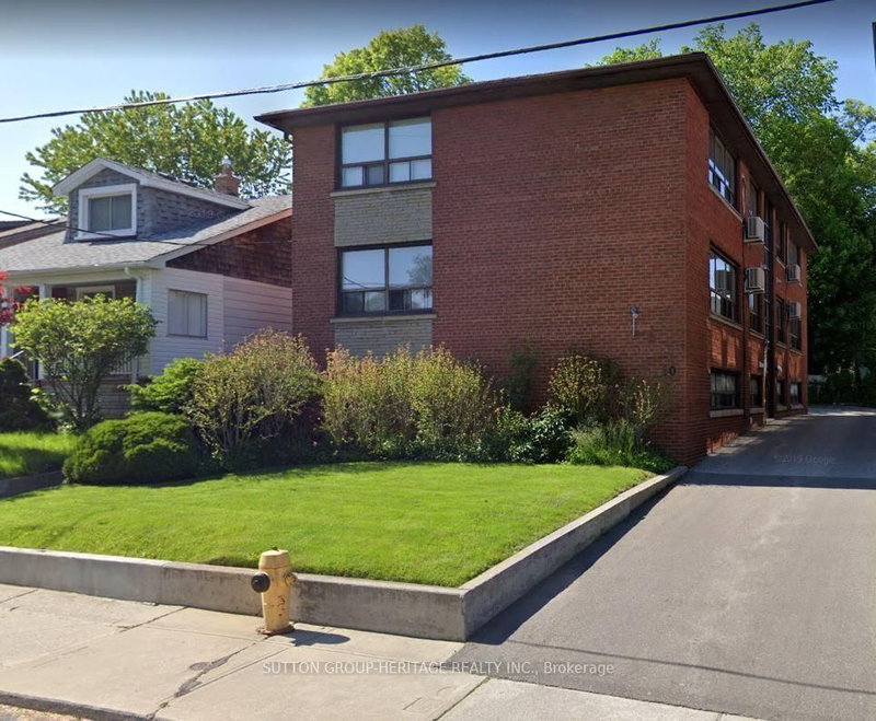 home for lease on 301-10 Donora Drive