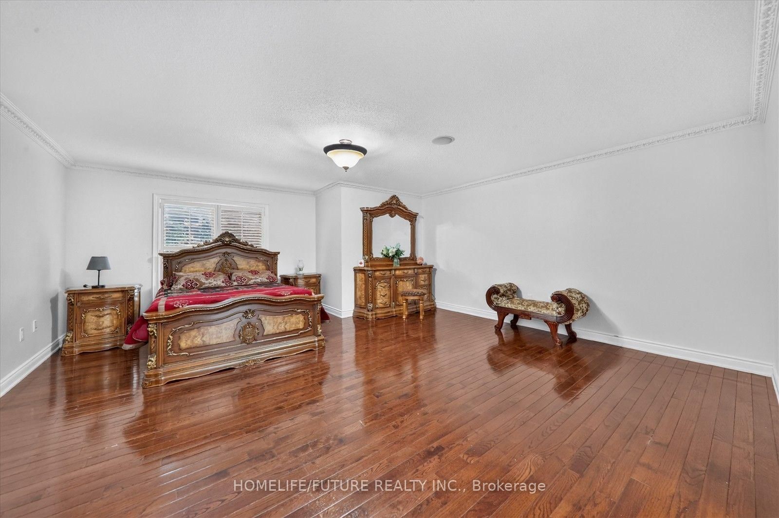 6 Dolby Crescent • Ajax, ON photo 20