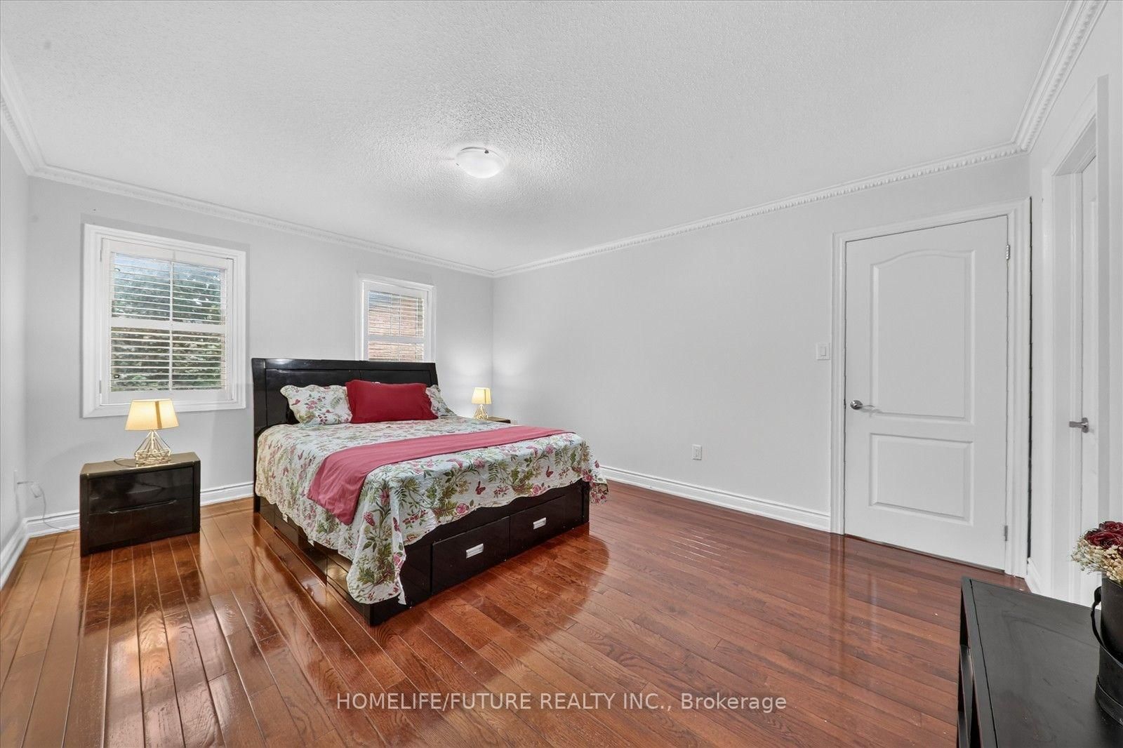 6 Dolby Crescent • Ajax, ON photo 34