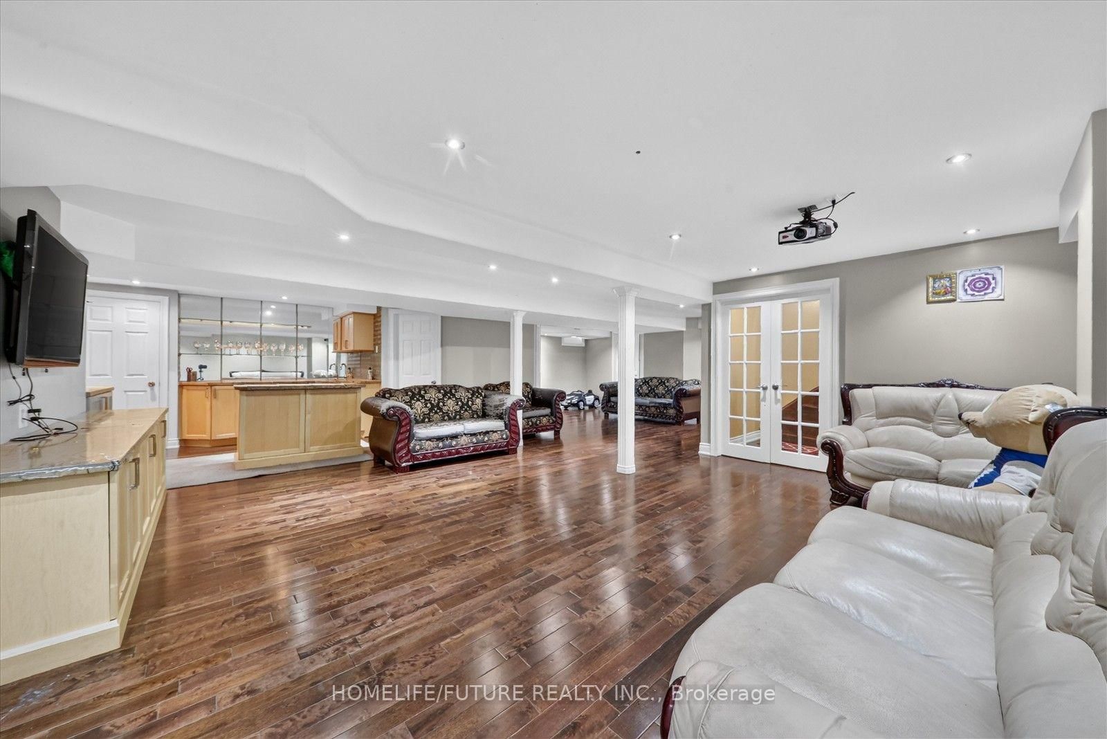 6 Dolby Crescent • Ajax, ON photo 37