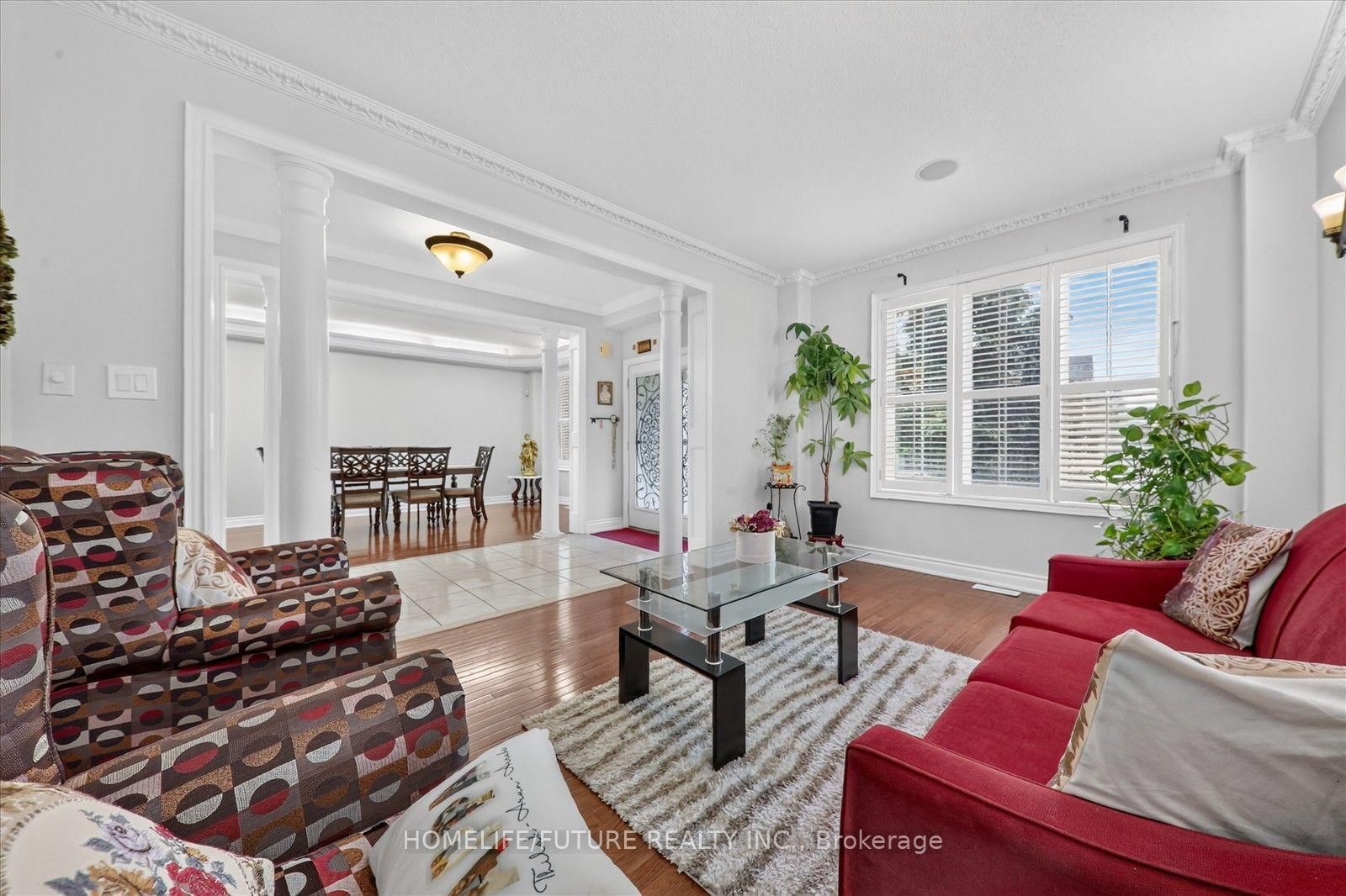 6 Dolby Crescent • Ajax, ON photo 6