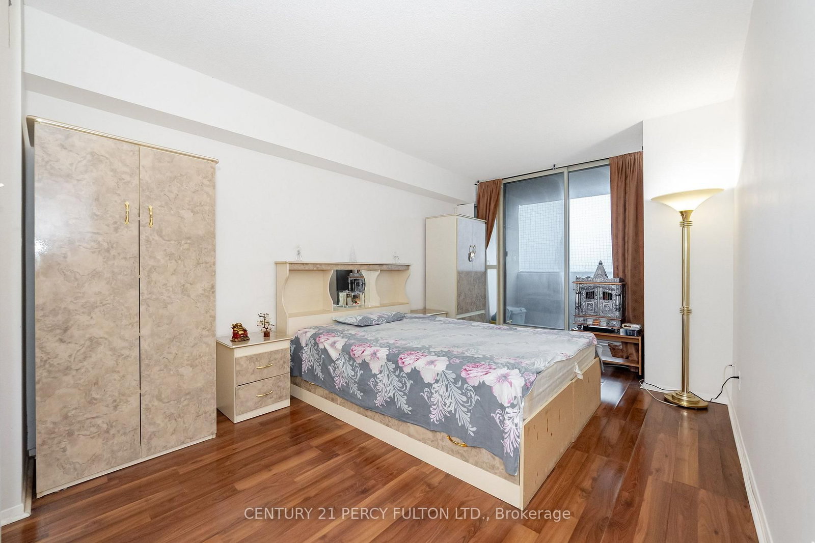 30 Thunder Grove • #1008 • Toronto, ON photo 16