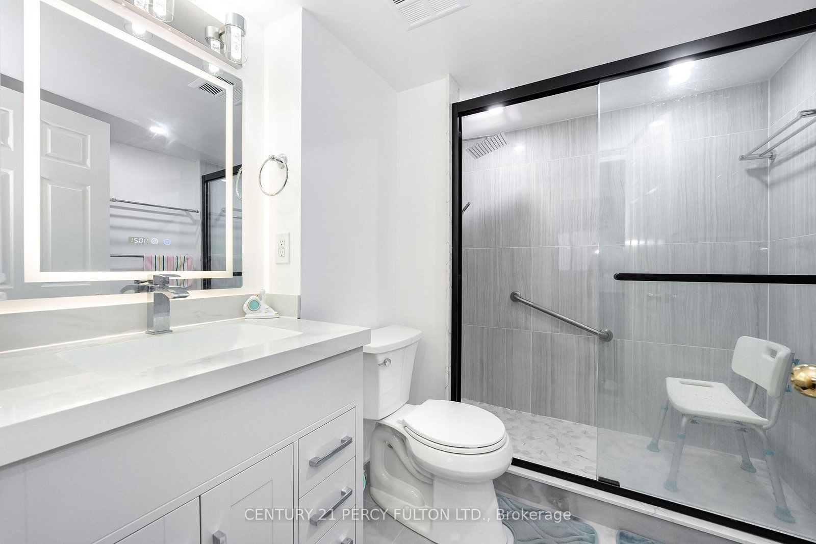 30 Thunder Grove • #1008 • Toronto, ON photo 18
