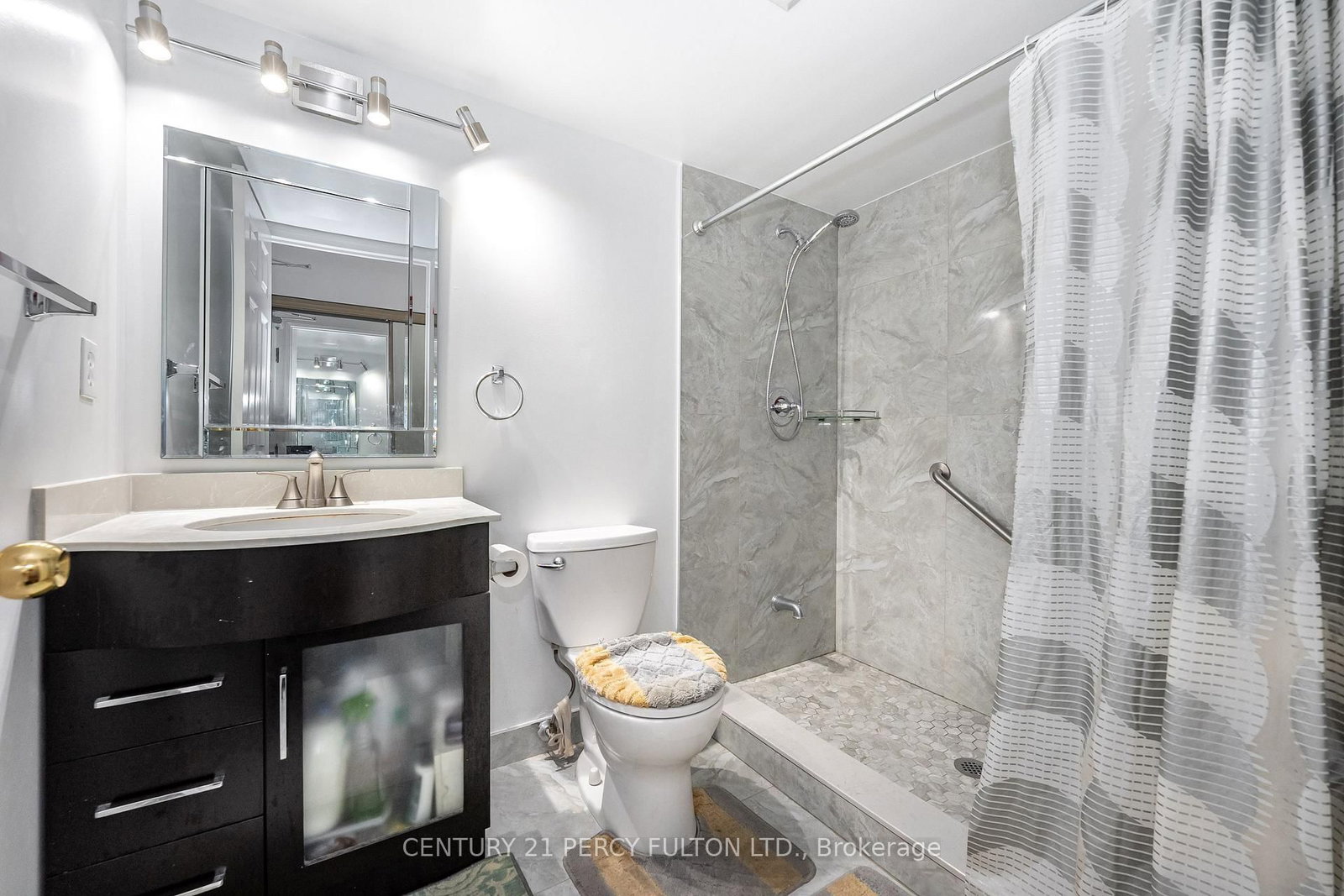 30 Thunder Grove • #1008 • Toronto, ON photo 23