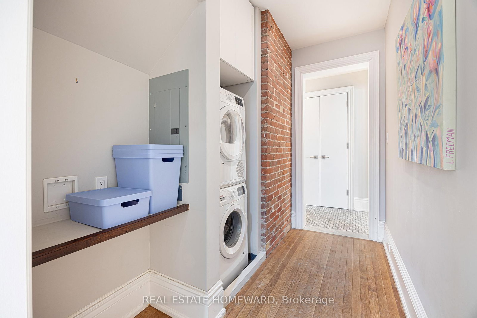 3025 Queen Street E • Toronto, ON photo 21