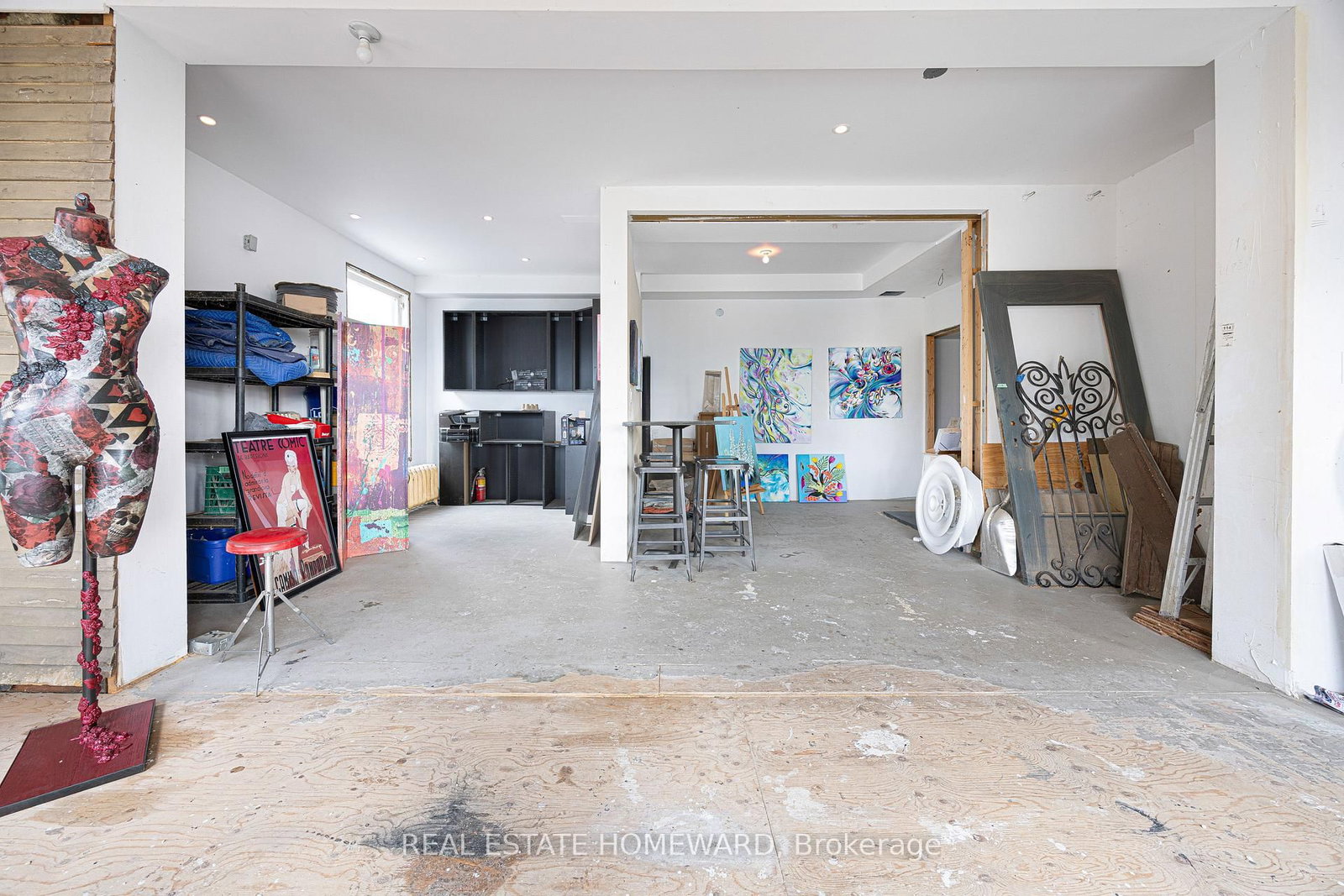 3025 Queen Street E • Toronto, ON photo 31