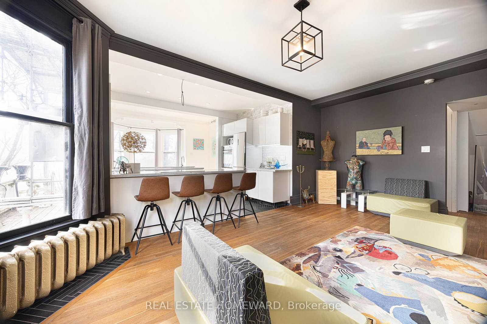 3025 Queen Street E • Toronto, ON photo 35