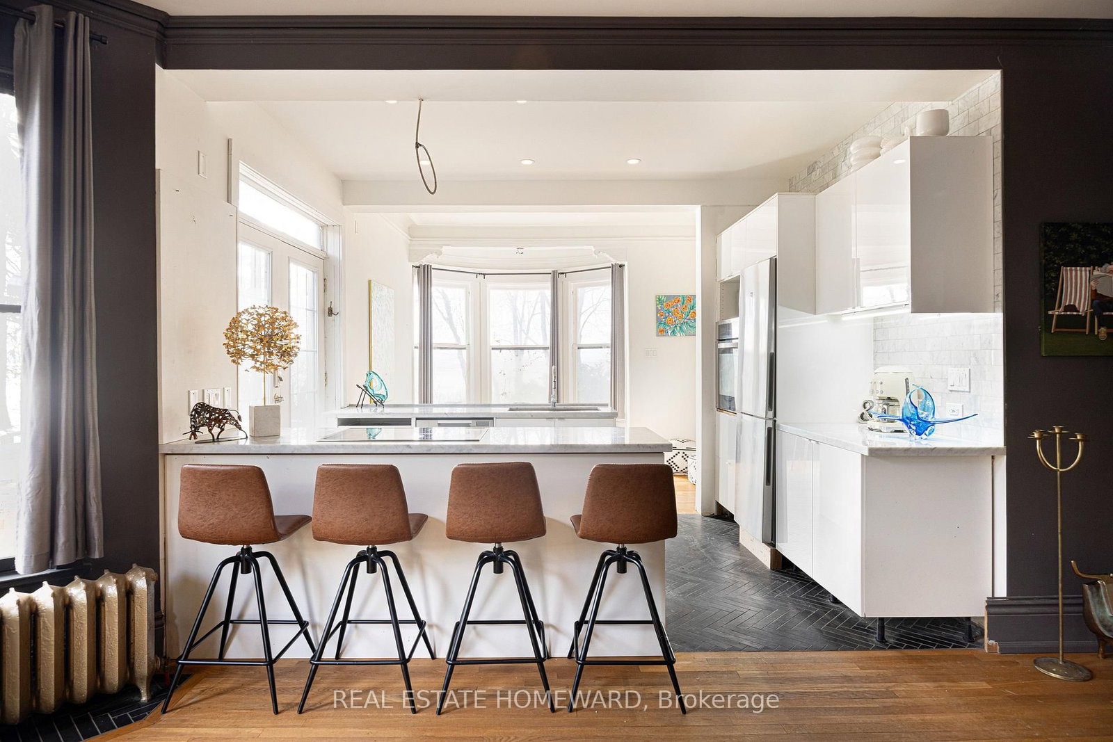 3025 Queen Street E • Toronto, ON photo 41