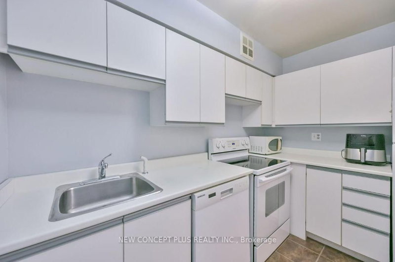2 Westney Ajax,ON L1T 3H3 — Photo 13