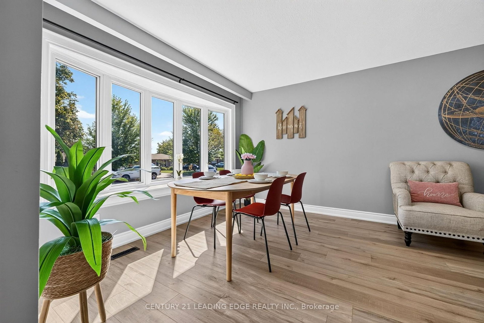 382 Fairlawn Street • Oshawa, ON photo 11