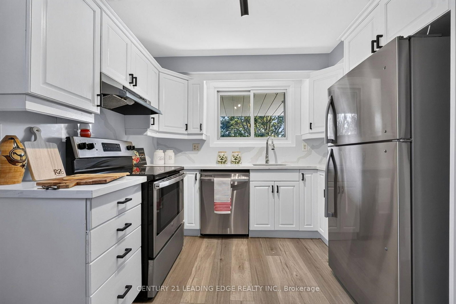 382 Fairlawn Street • Oshawa, ON photo 14