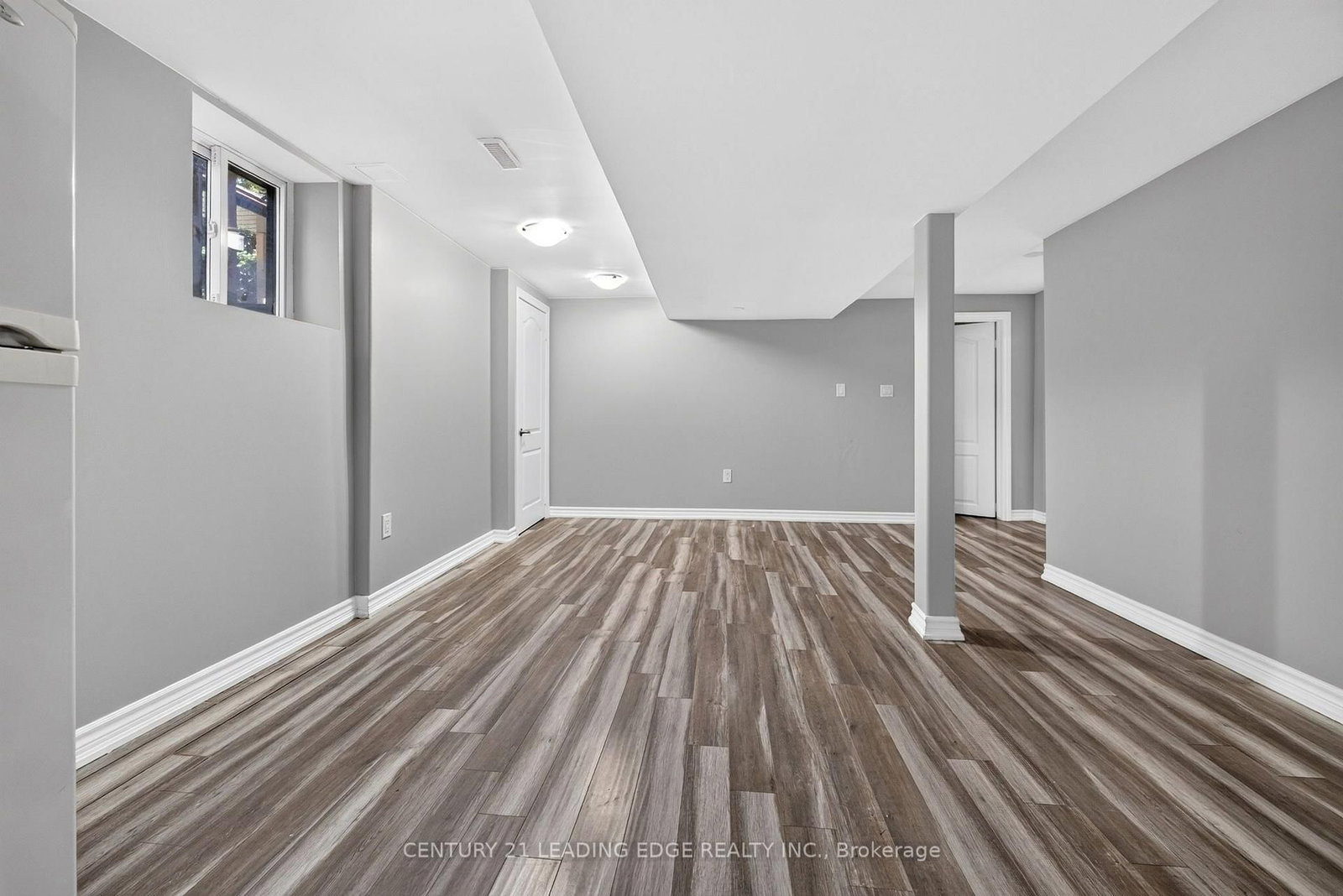 382 Fairlawn Street • Oshawa, ON photo 31