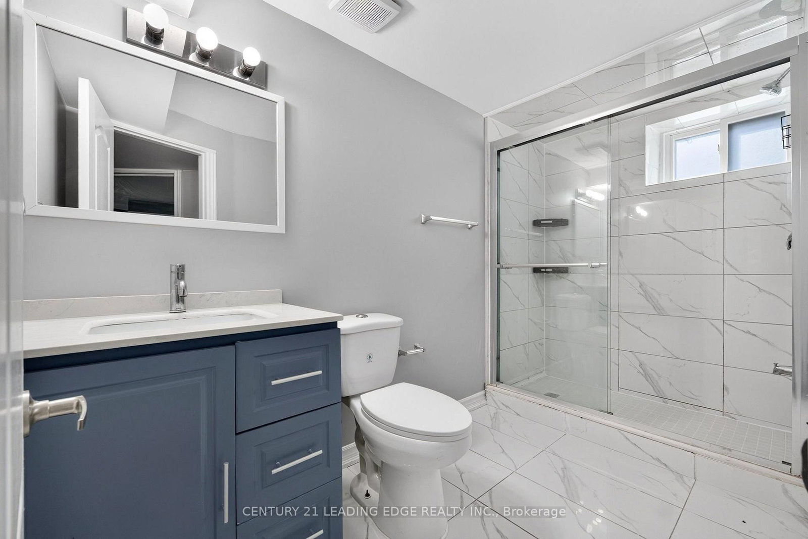 382 Fairlawn Street • Oshawa, ON photo 41