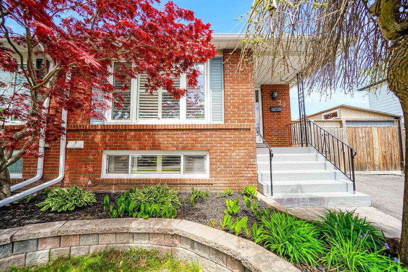 20 Lawrence Crescent