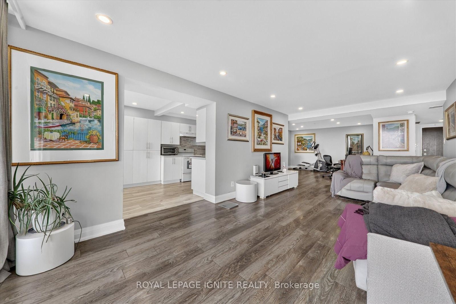 4725 Sheppard Avenue E • #809 • Toronto, ON photo 10