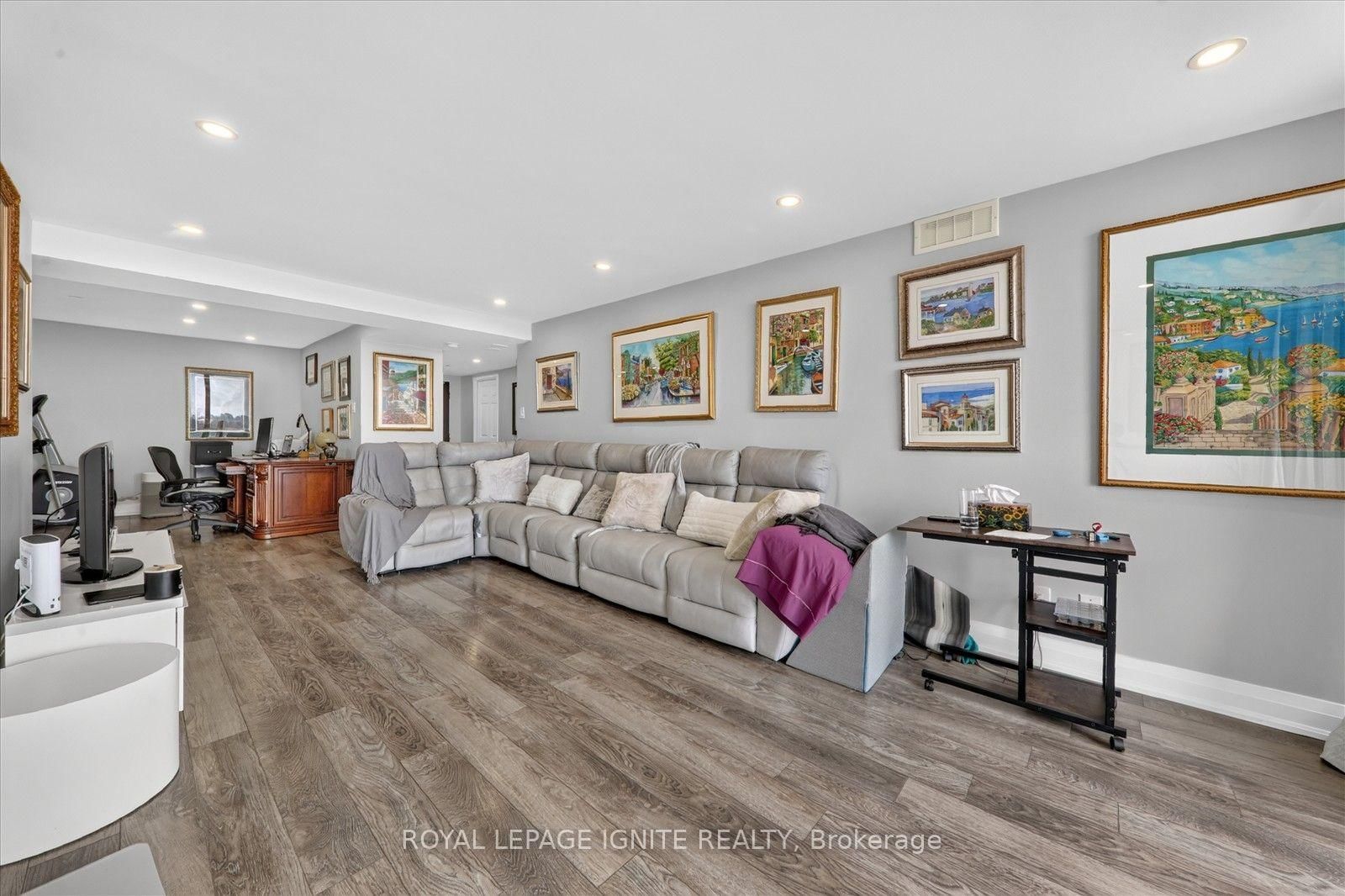 4725 Sheppard Avenue E • #809 • Toronto, ON photo 11