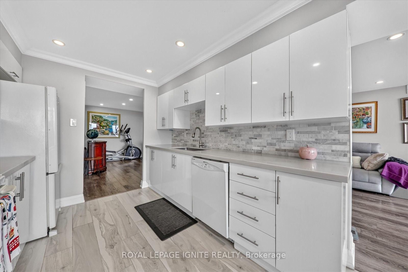 4725 Sheppard Avenue E • #809 • Toronto, ON photo 14