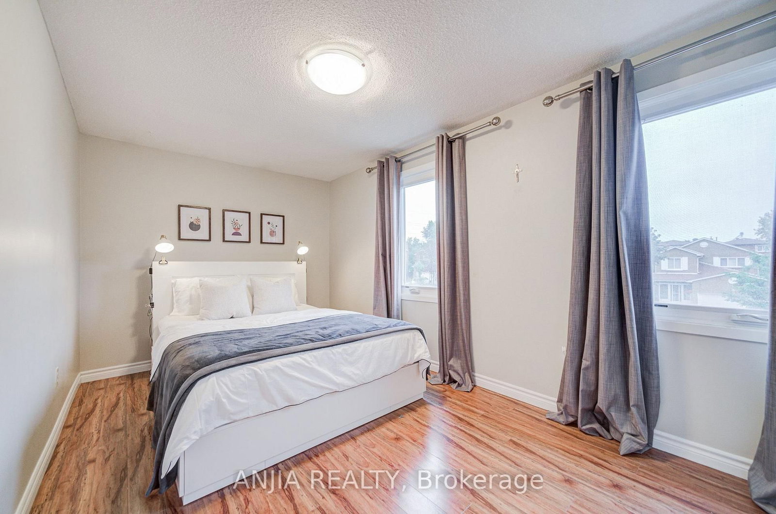 8 Maresfield Drive • Toronto, ON photo 18