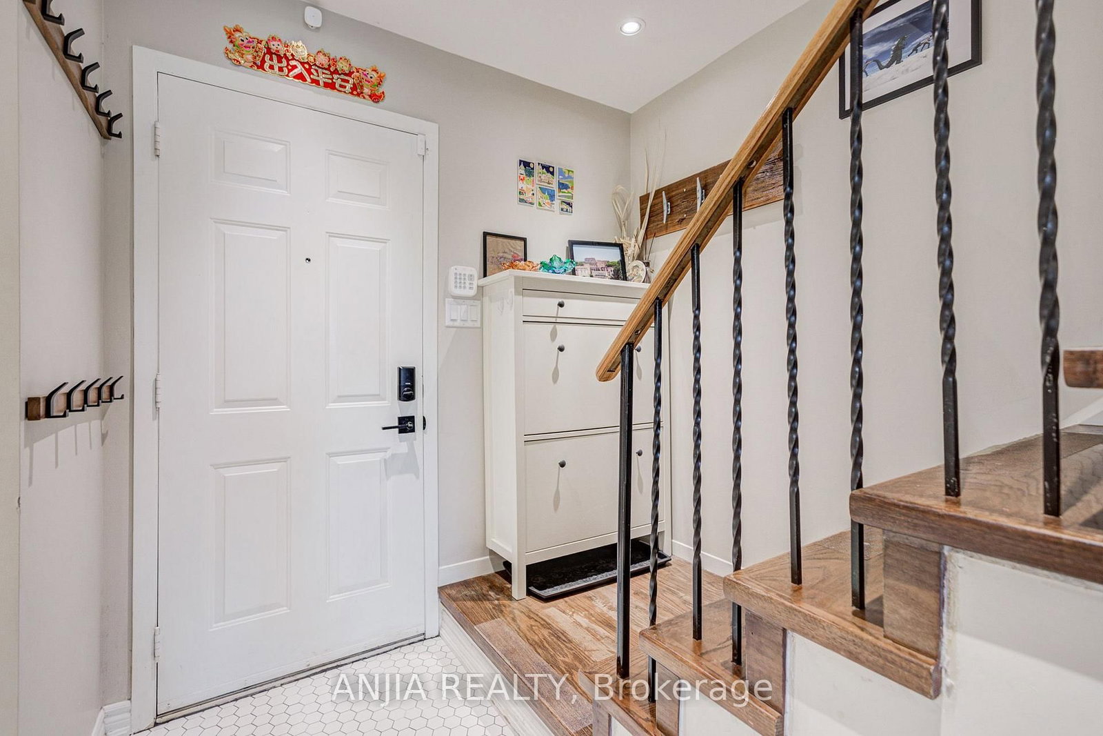 8 Maresfield Drive • Toronto, ON photo 2