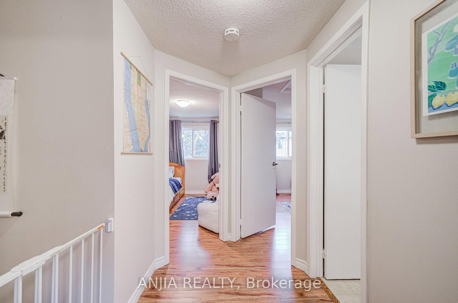 8 Maresfield Drive • Toronto, ON photo 20