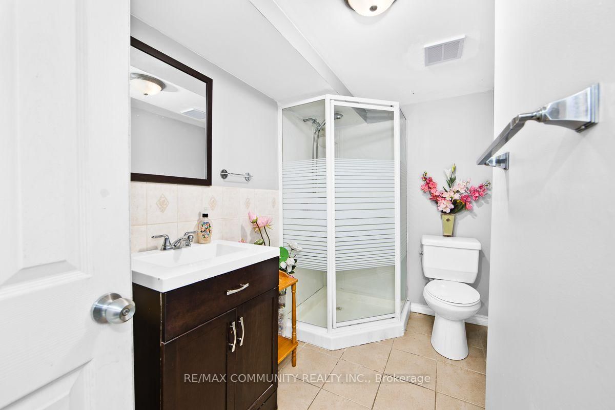 30 Stanbridge Court • Toronto, ON photo 17