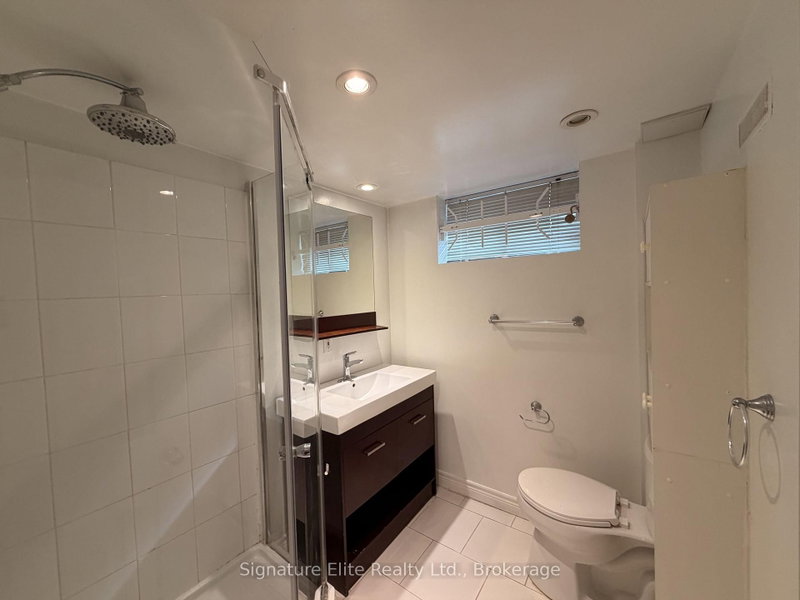 Lower - 230 Clonmore Drive