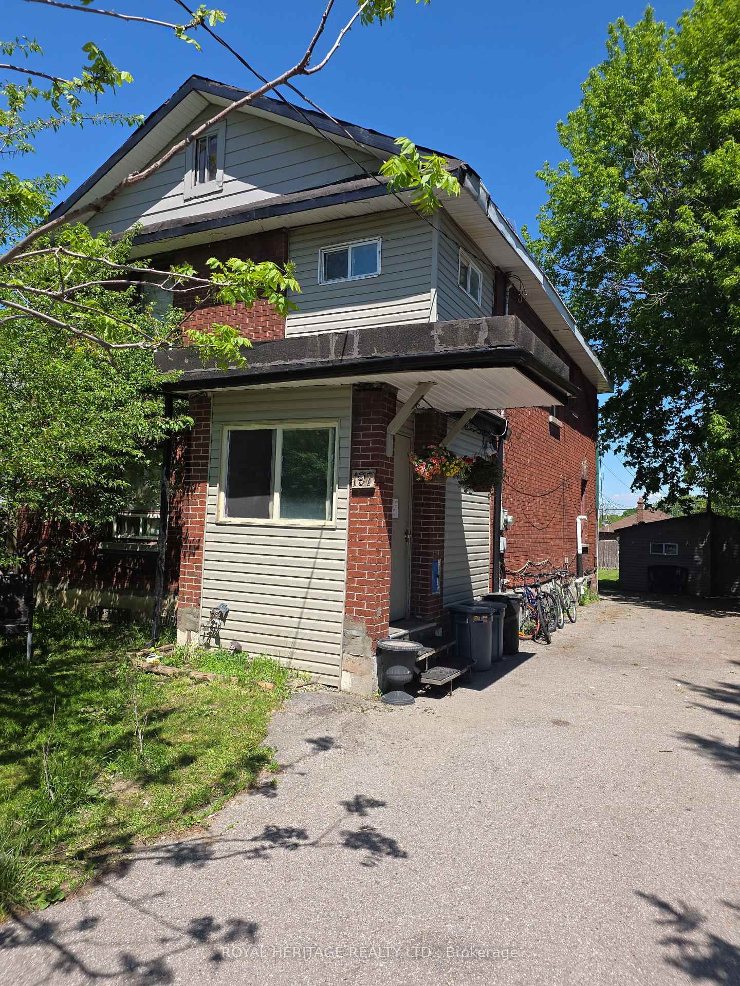 197 Verdun Road • Oshawa, ON photo 1