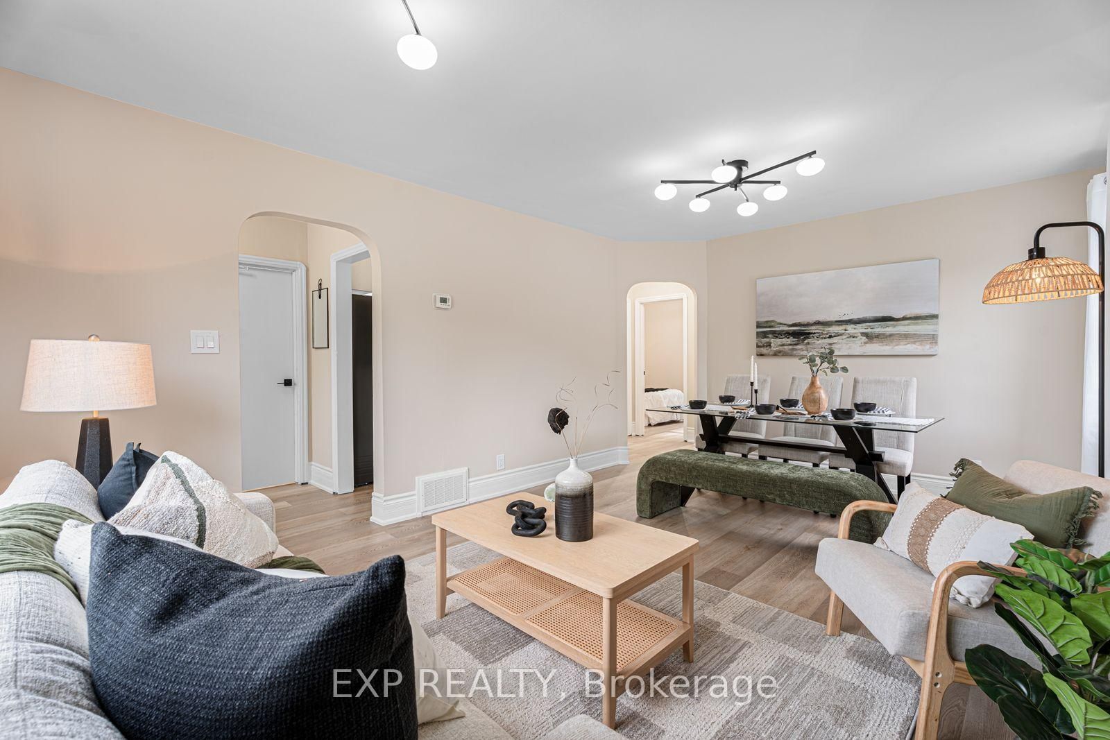 858 Grierson Street • Oshawa, ON photo 8