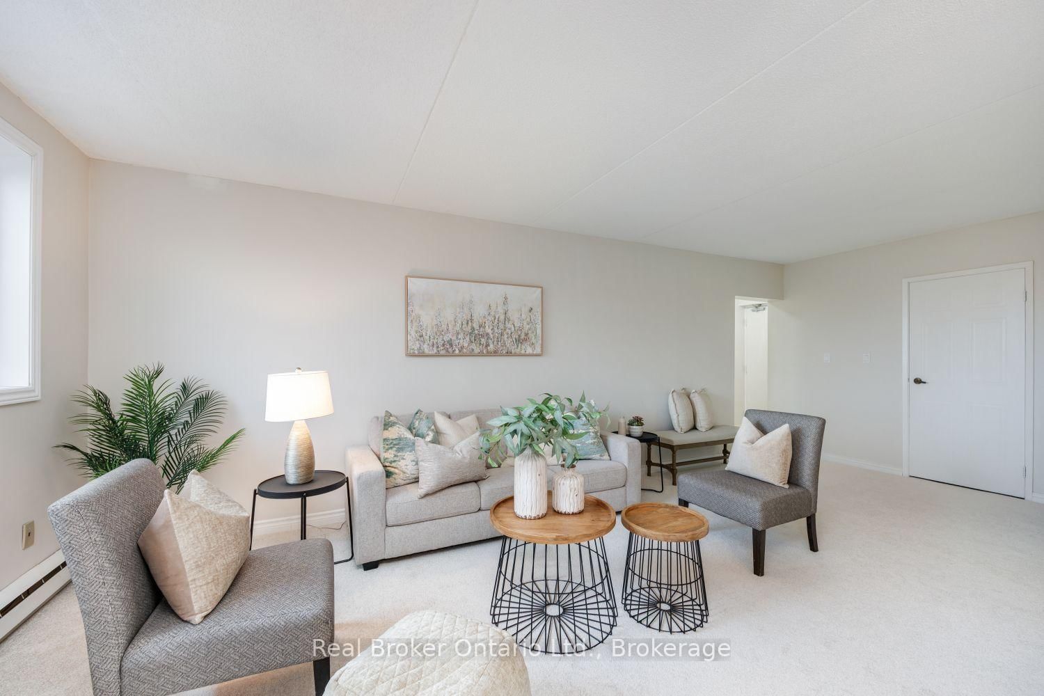 144 Queen Street • #504 • Clarington, ON photo 4