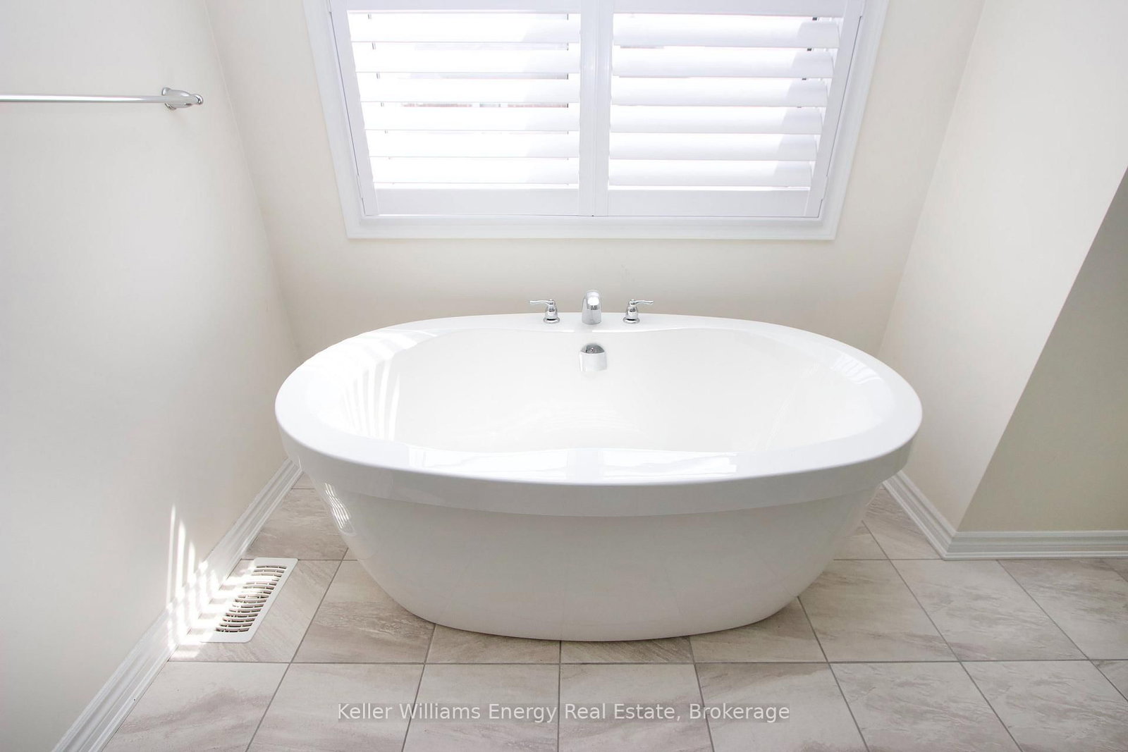 56 Westfield Drive • Whitby, ON photo 26