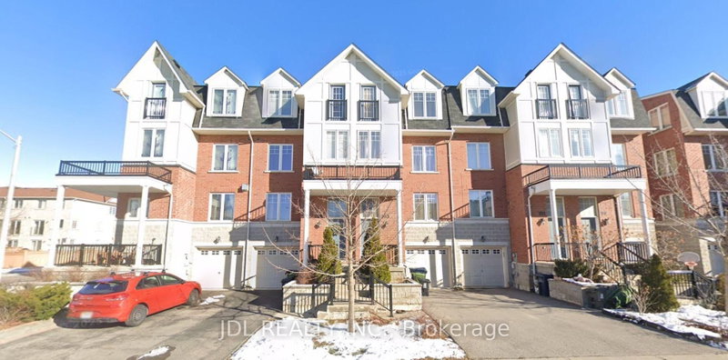 103 John Bell Crescent