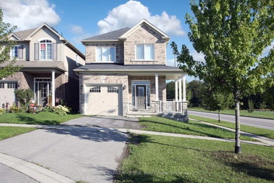 30 Moses Crescent • Clarington, ON photo 2
